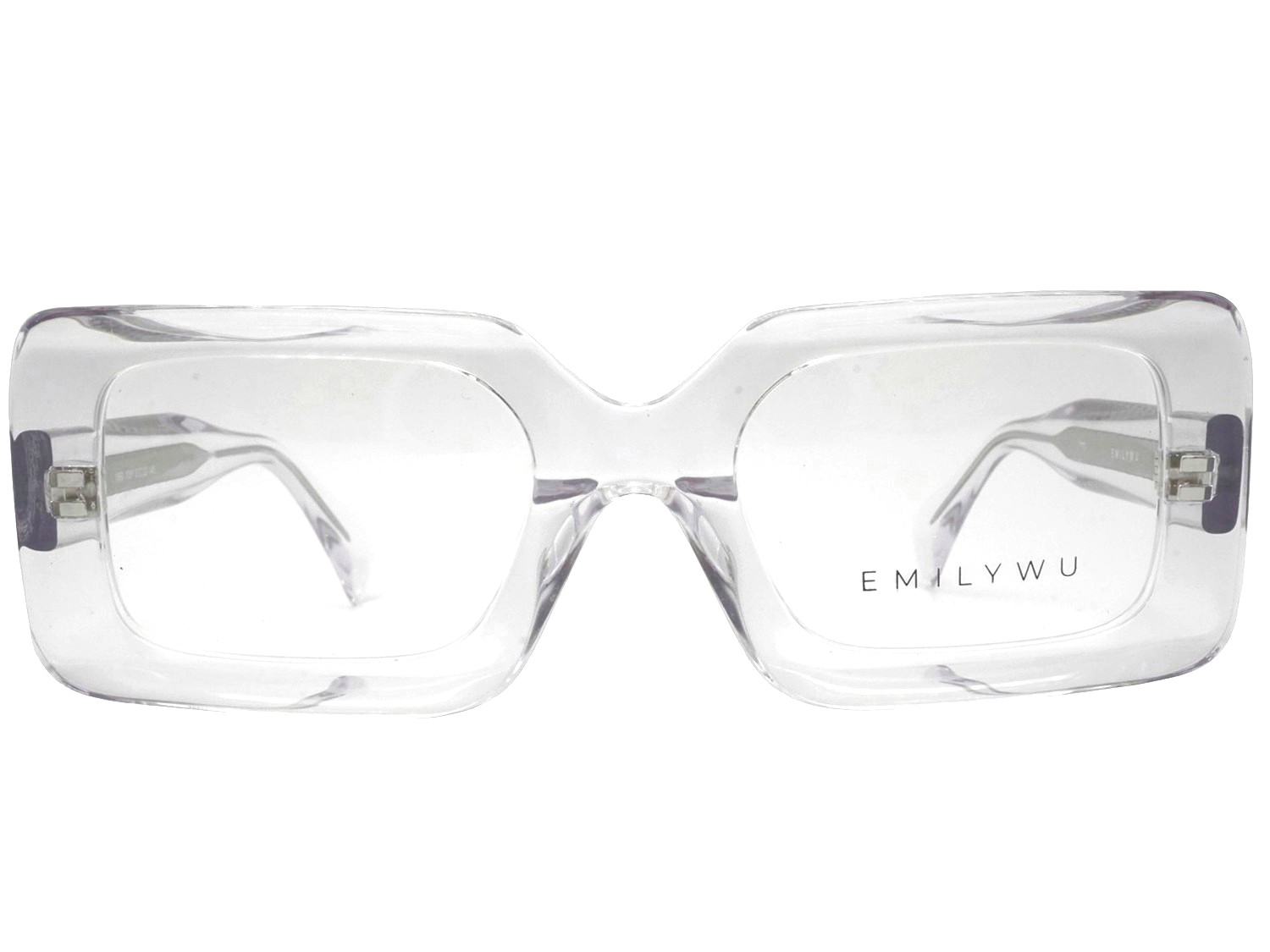 Emily Wu 1660 1031